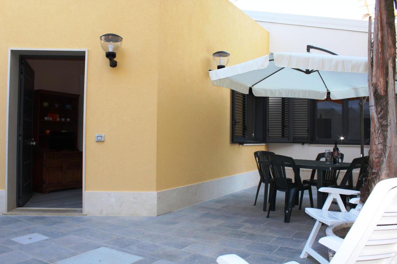 Holiday home Re Sole La Dependance - Casa V E N E R E Avola