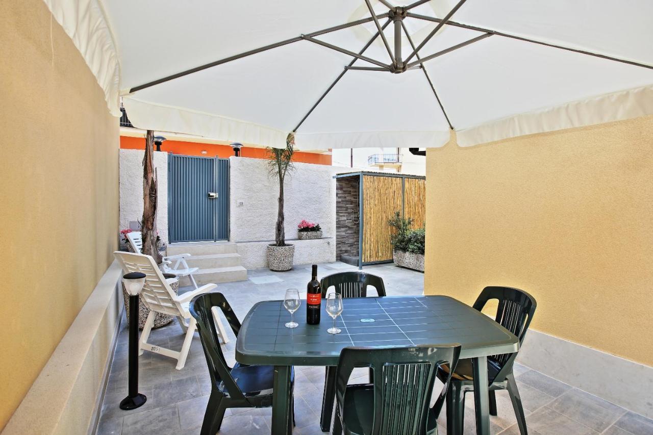 Holiday home Re Sole La Dependance - Casa V E N E R E *